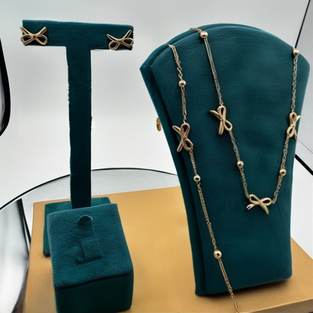 Parure Noeuds (collier + Boucles d’oreilles)