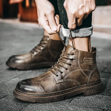 حذاء شتوي مريح للرجال (BOOTINGO)