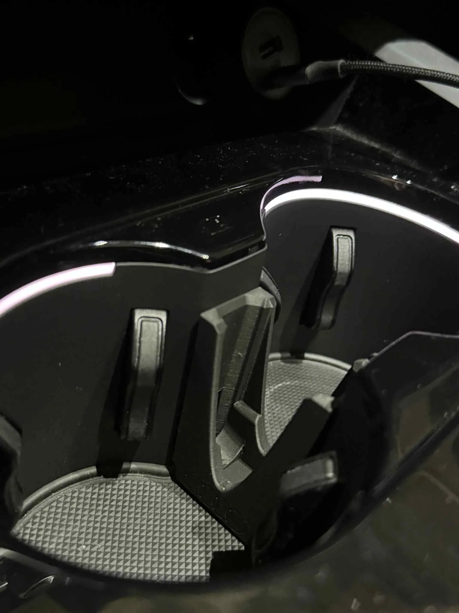 Audi A4 B9 Cup Holder Key Slot