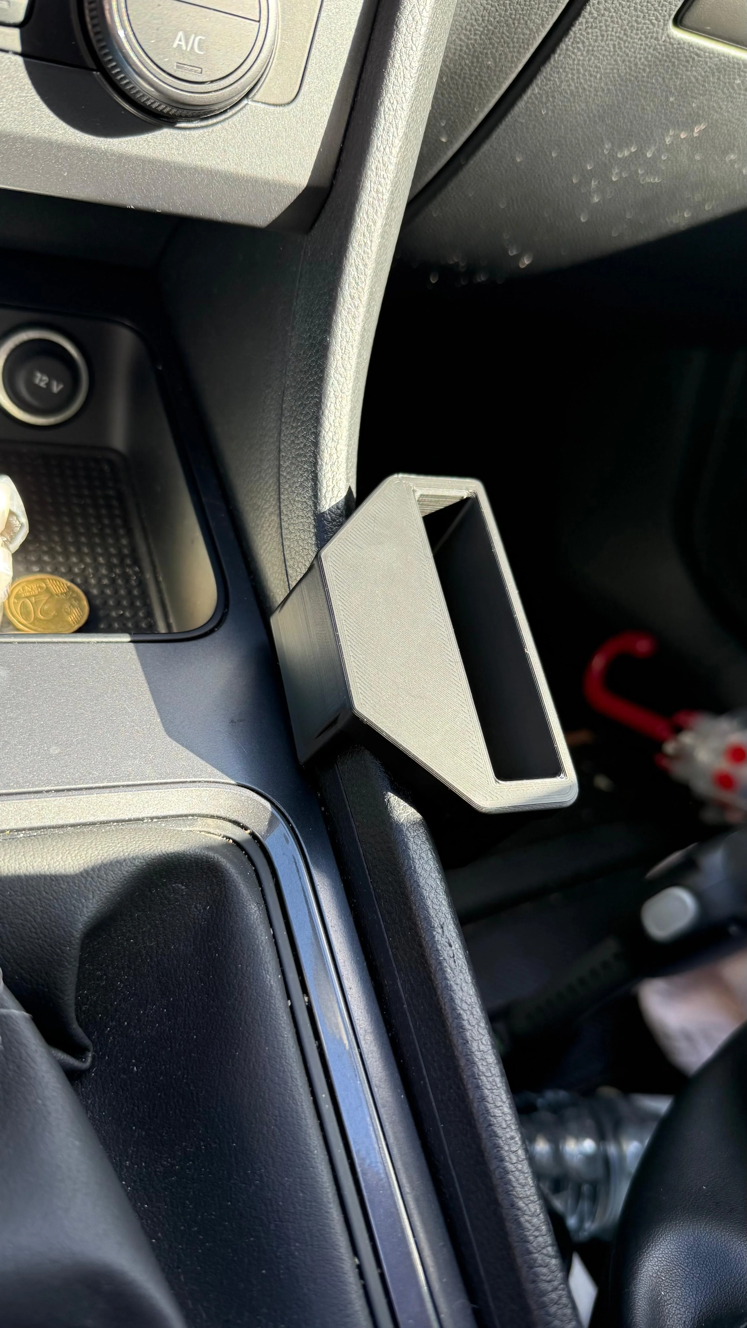 Central Phone Tray Storage Insert - SEAT Ateca