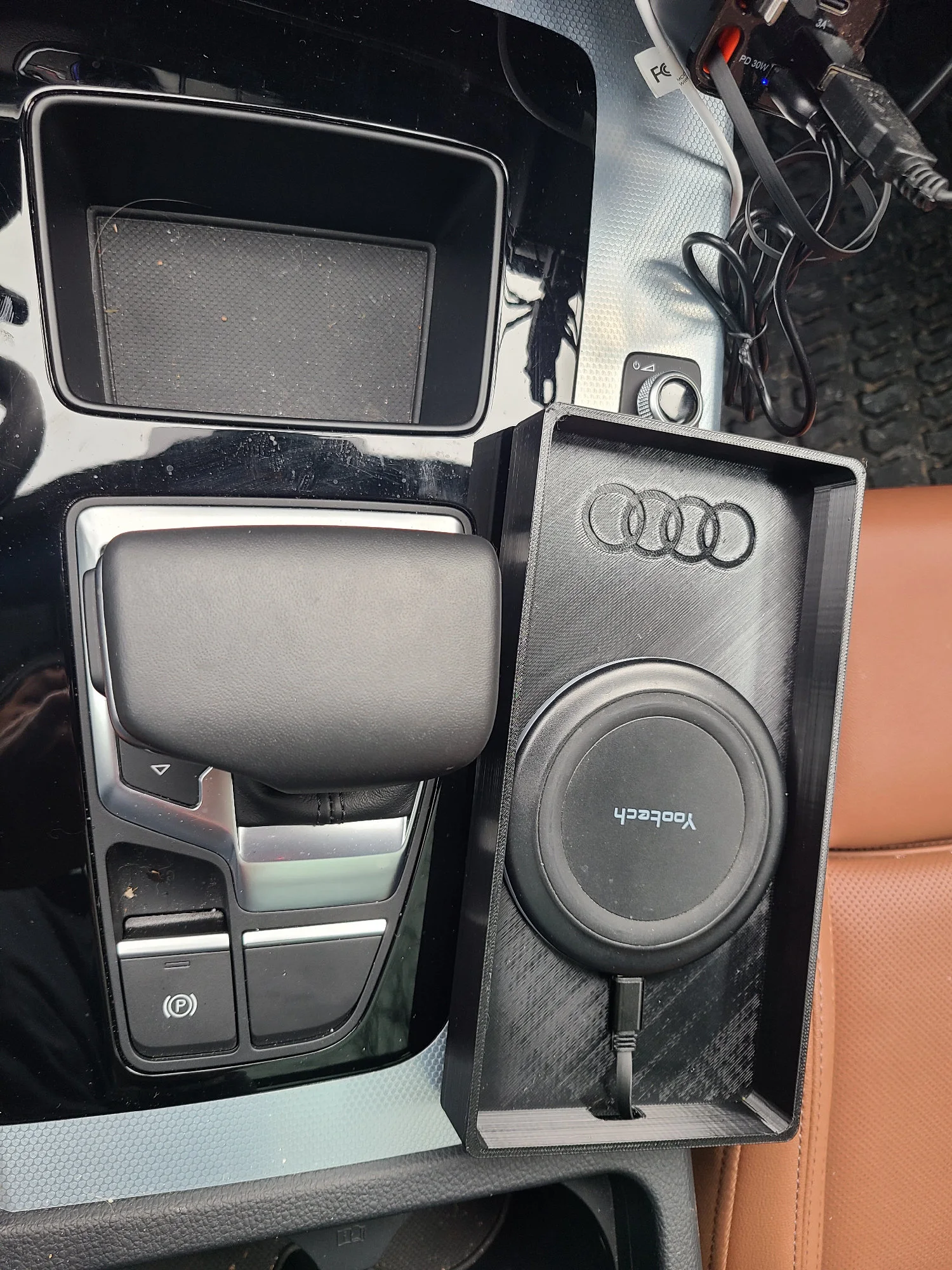 Q5 Accessory Tray