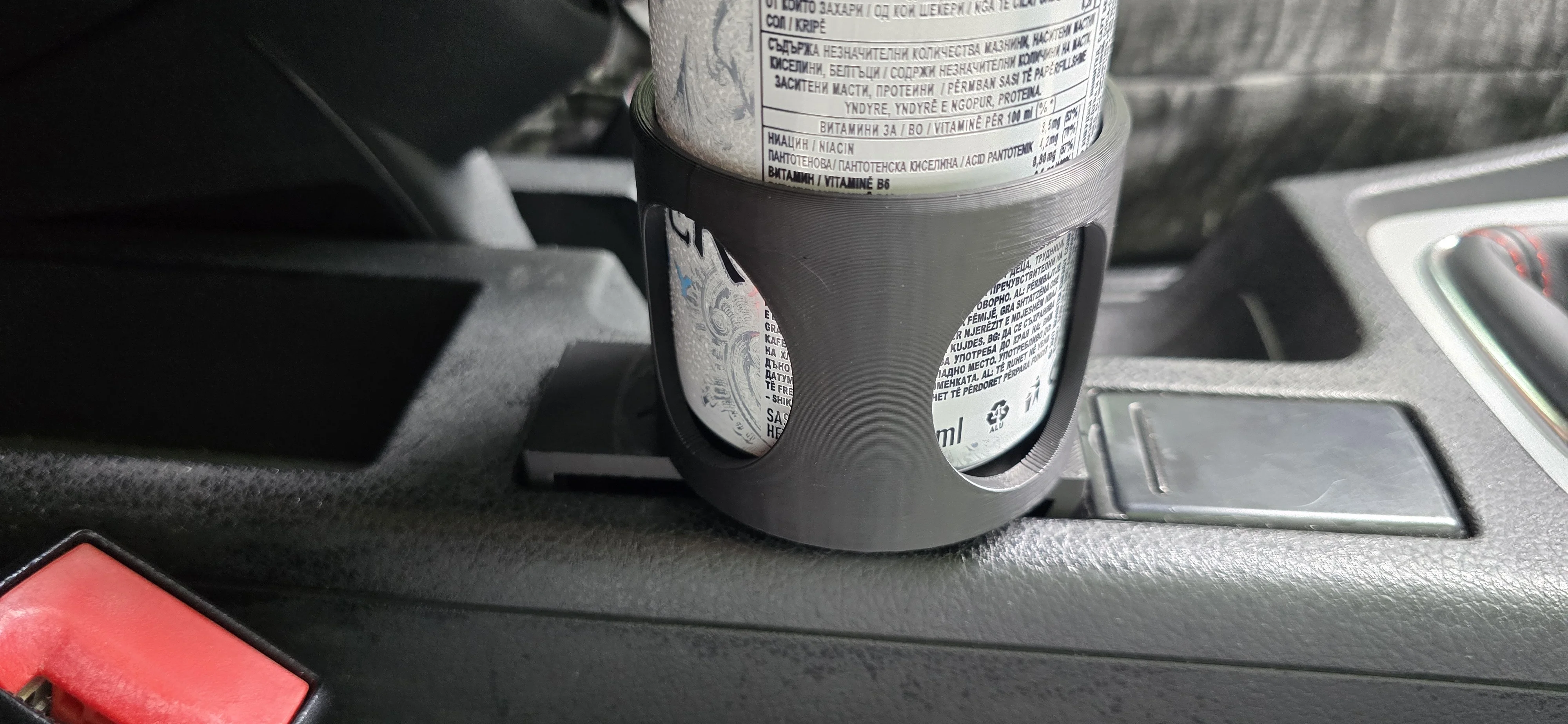 Audi A4 coin to cupholder