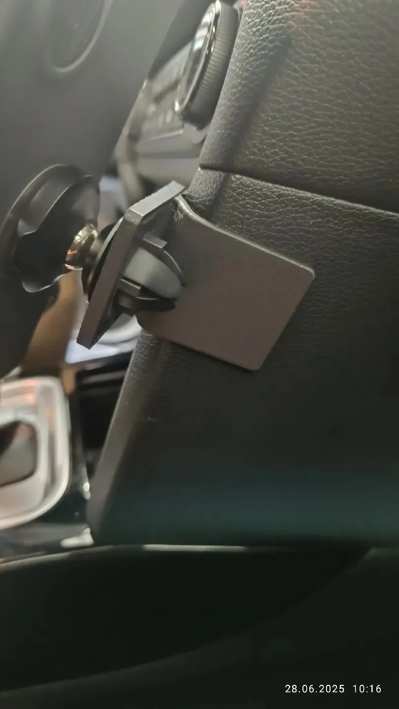 KIA Ceed Proceed car phone holder