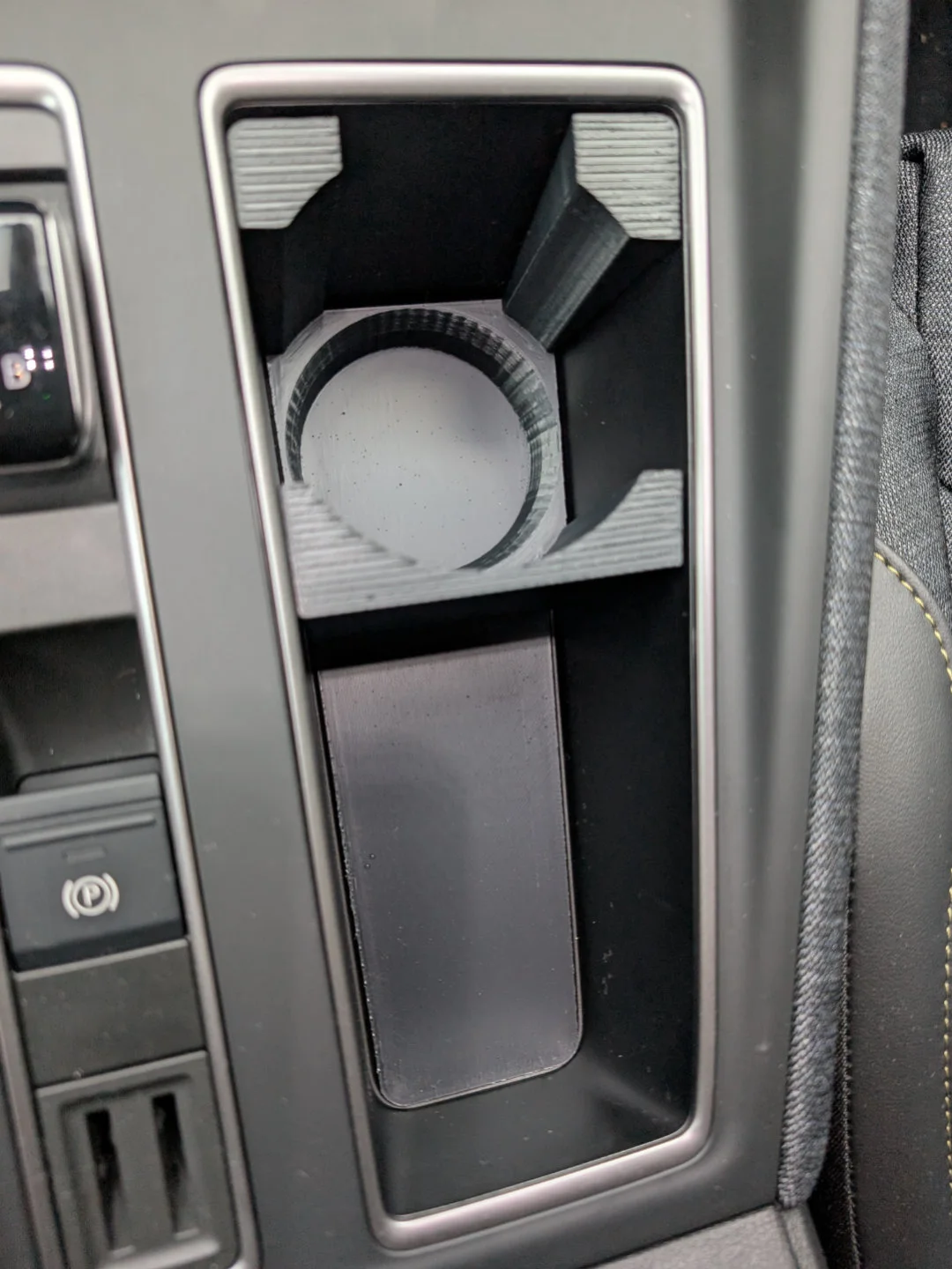Center Console Cup Holder Insert - Skoda Enyaq / Elroq