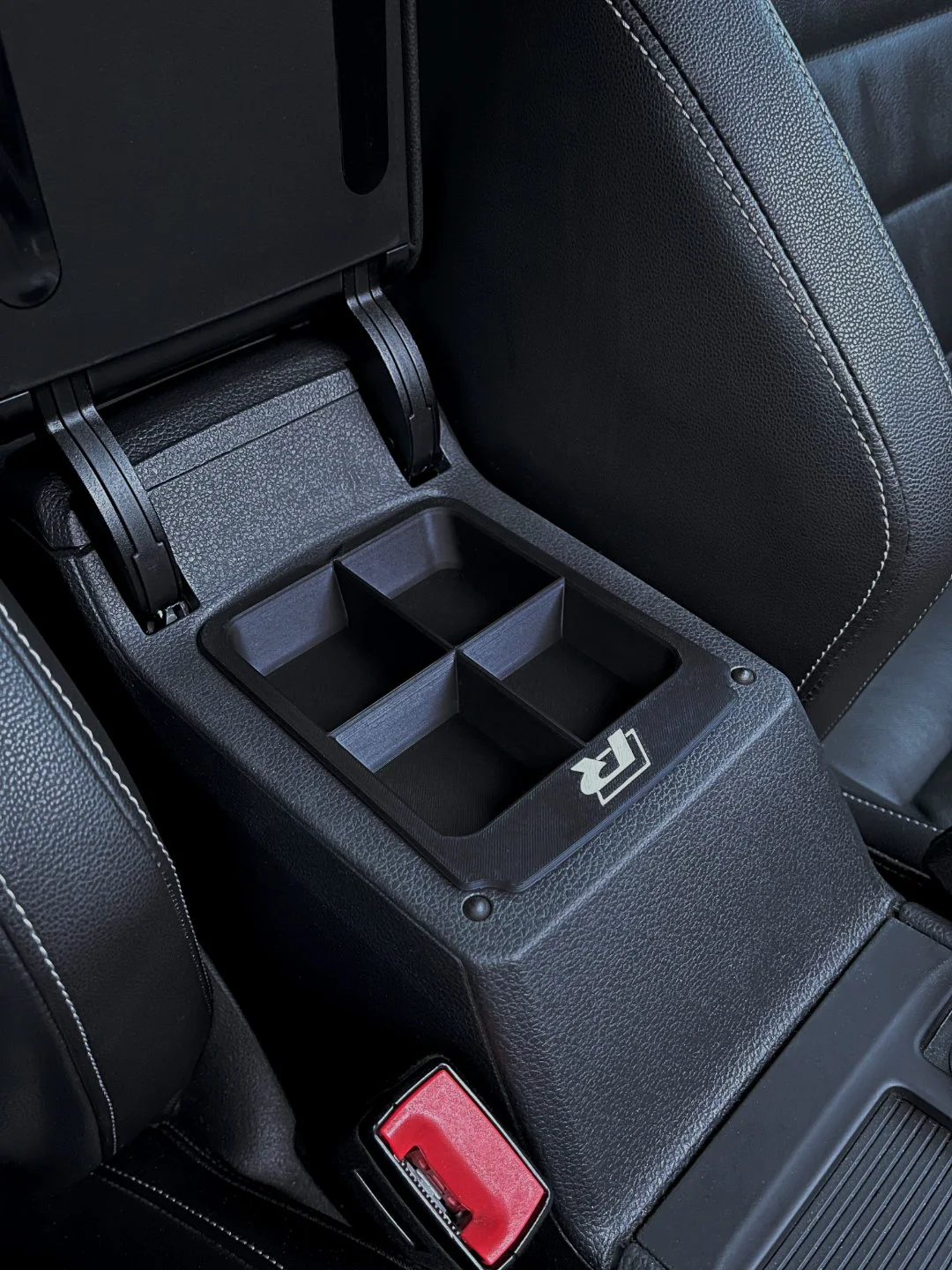 VW Golf 7 / 7.5 R Center Console Storage Organizer