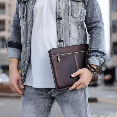 قم بحماية الكمبيوتر المحمول الخاص بك بأناقة مع الحافظة الجلدية الخاصة بنا