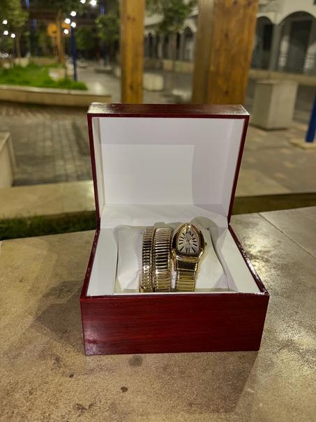 Bulgari Gold Tableau Blanc