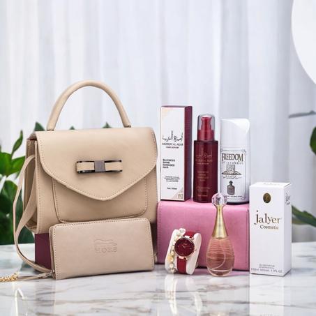 باك يتكون من 7 قطع