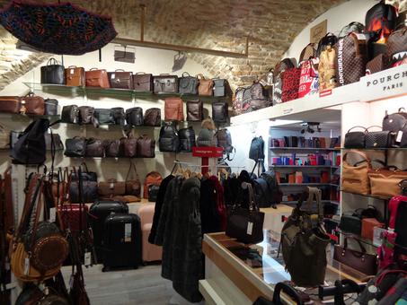 أزياء واكسسوارات