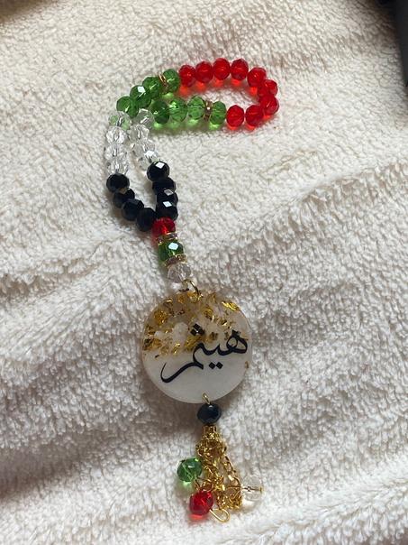 توزيعات التسبيح مخصصة بألوان العلم… لمسة وطنية راقية