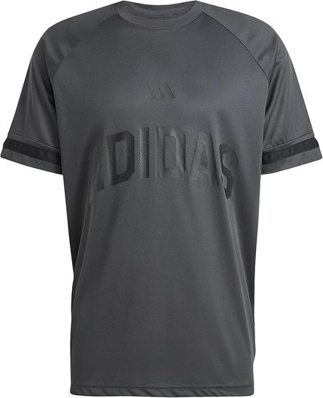 تي شيرت رياضي  من اديداس