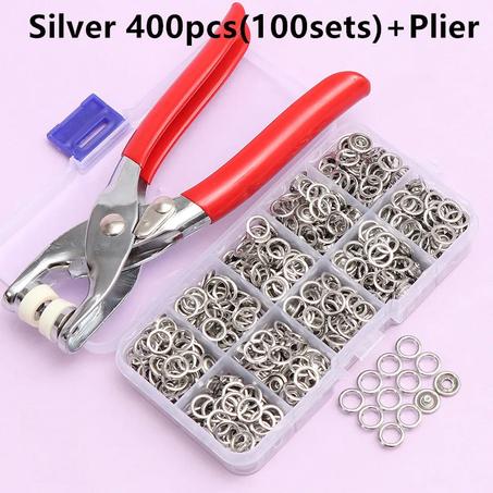 مجموعة من أزرار معدنية