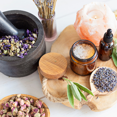 الزيوت والخلطات العشبية