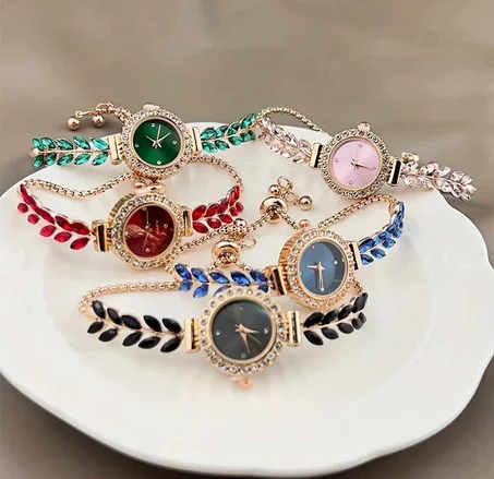 montre luxueuse avec fermeture ascenseur