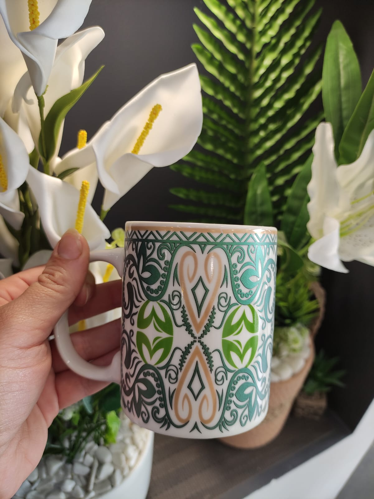 mugs