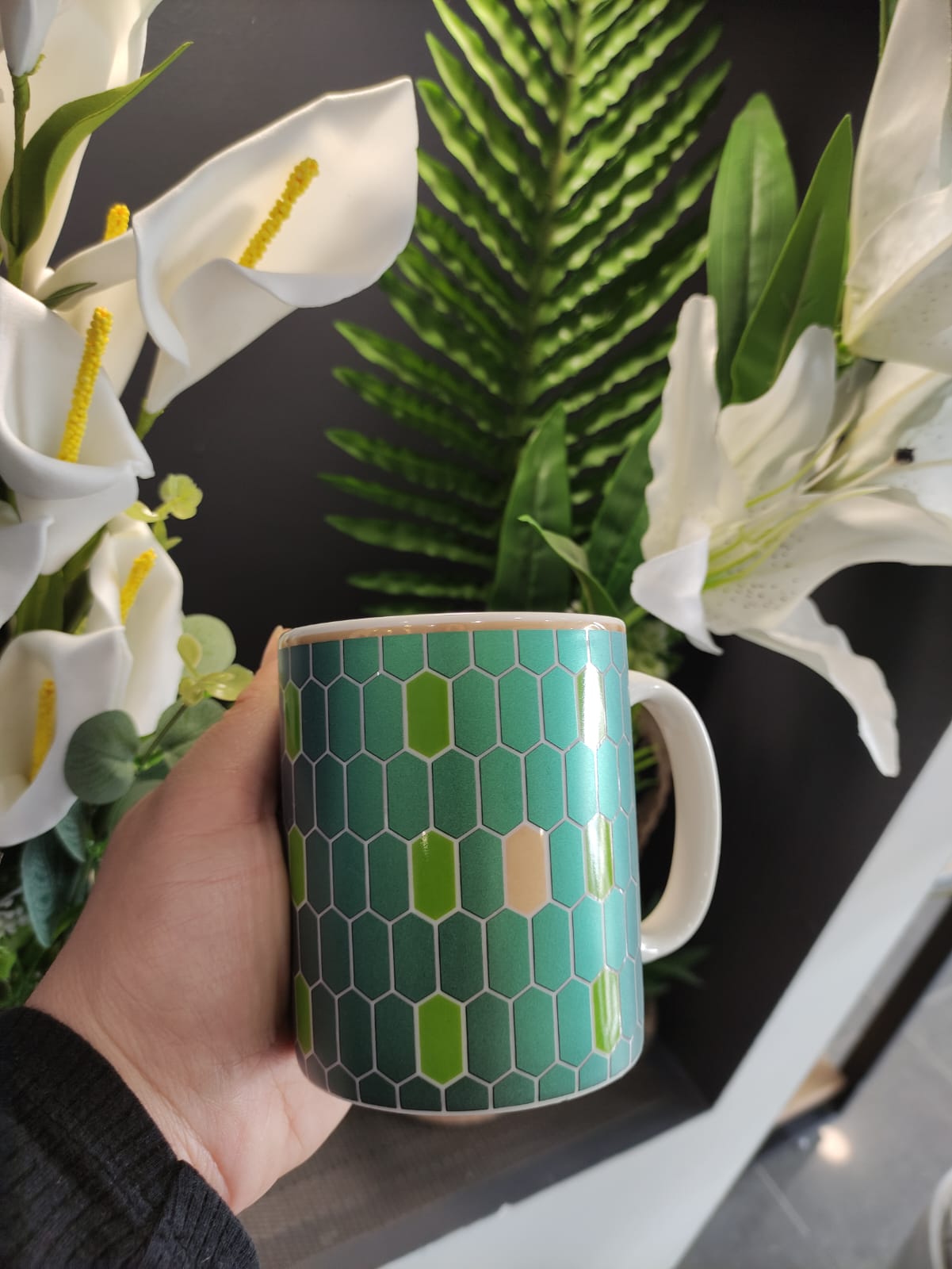 mugs