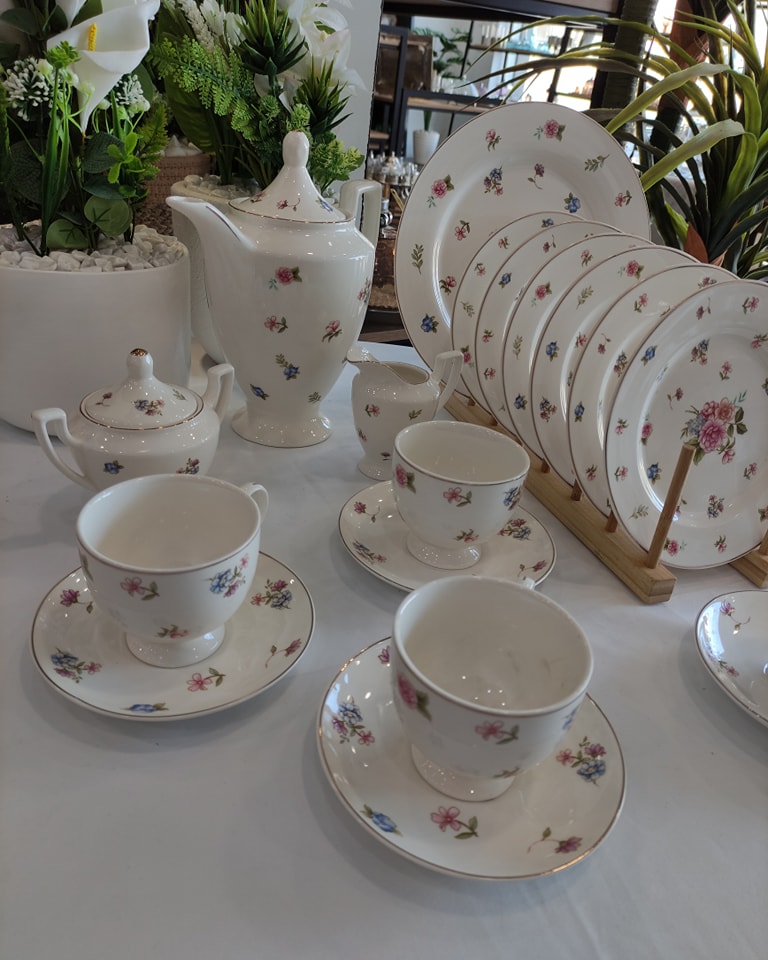 service à petit déjeuneur
