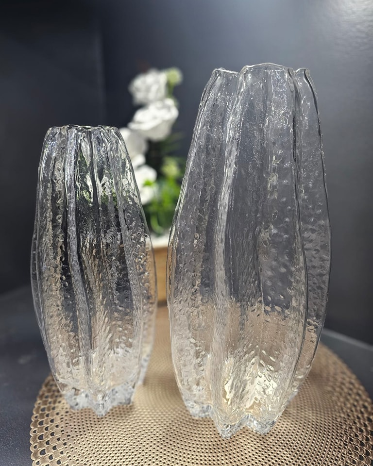 deux vases