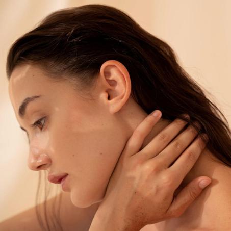 العناية بالشعر