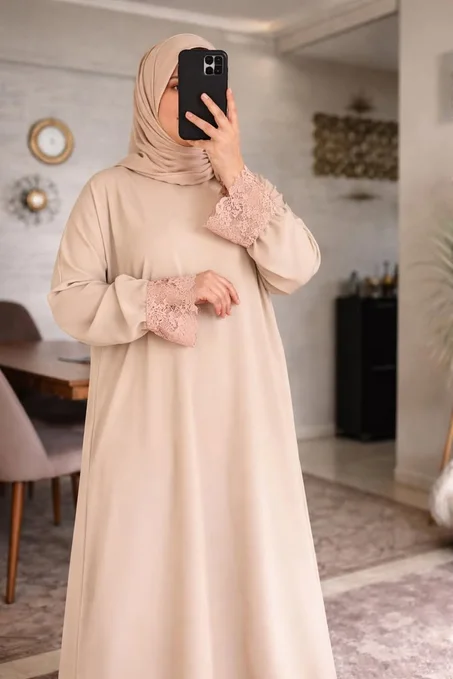 ملابس نسائية