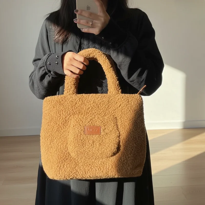 Sac UGG Cozy Tote – Teddy Ultra-Doux