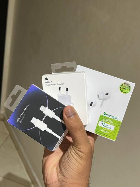 PACK AIRPODS PRO 2 + ADAPTER + CABLE