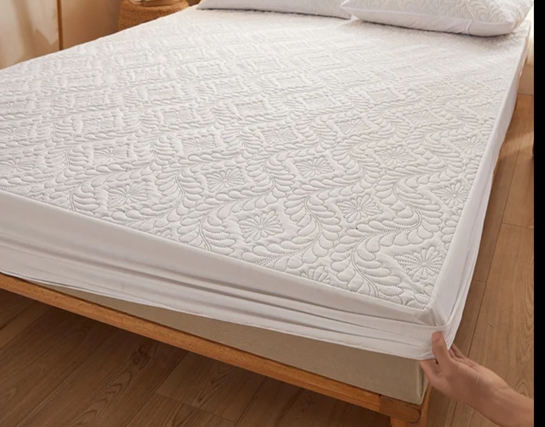 Waterproof mattress cover protector , no Pillowcase included