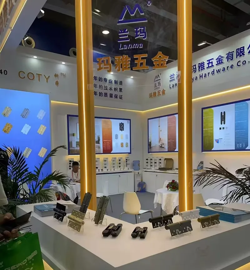 Adjustable 3-Way Concealed Invisible Hinge Heavy-Duty Modern Design Concealed Hinge Big Wooden Doors Zamak Door Window Hinges