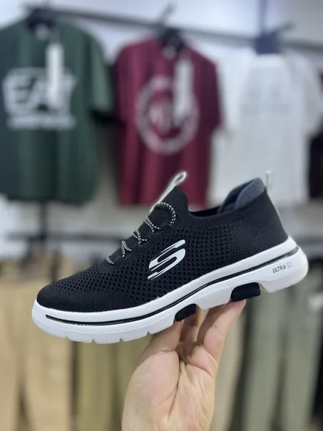 Sketchers UGO Noir