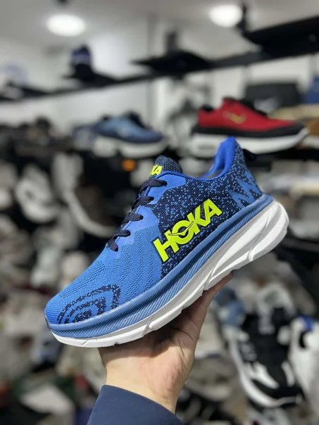 Hoka Bleu