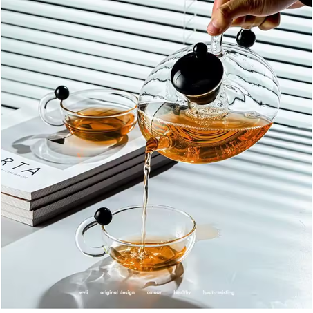 ابريق شاي زجاجي مع مصفاة