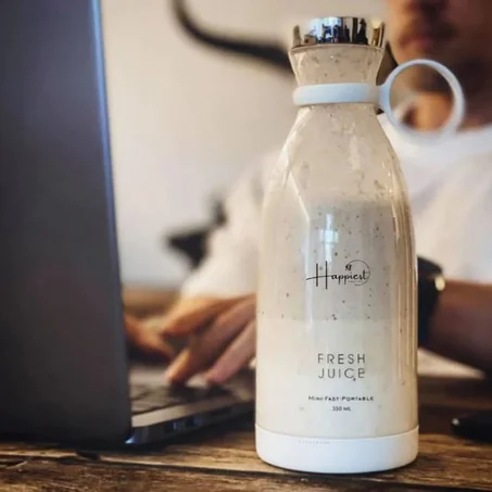 FreshJuice™ خلاط كهربائي محمول