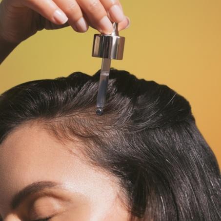 العناية بالشعر