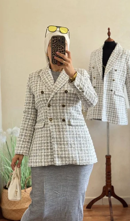 🧥 فيست شانيل نسائي شتوي أنيق – تصميم راقٍ ودافئ