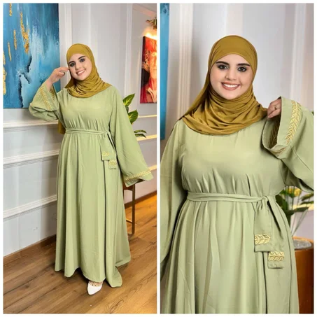 عباية أنيقة بتصميم عصري ومطرزات فاخرة