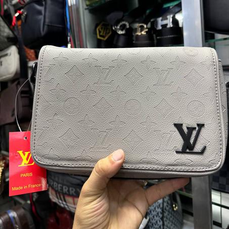 👜 Sacoche Homme Louis Vuitton 🎩