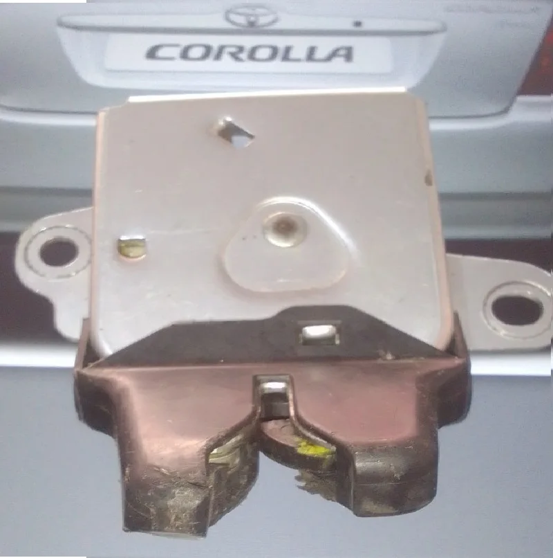 Serrure de malle Corolla 2001 - 2007 سيرور لامال كورولا قفل الصندوق