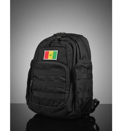 White Label Sac à dos tactique noir : un design moderne, une robustesse sans compromis