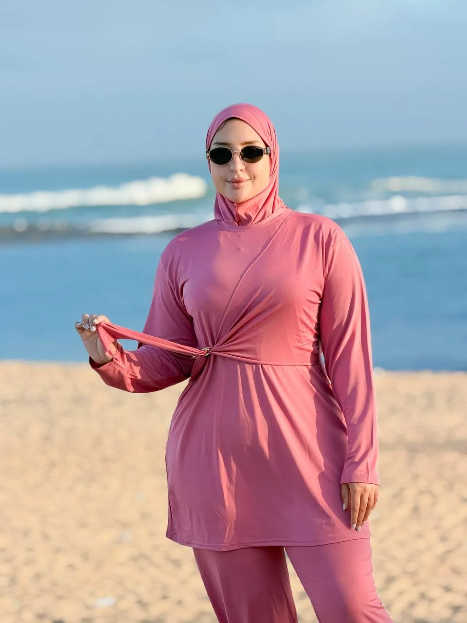 بوركيني ملكي أنيق – راحة تامة وإطلالة محتشمة