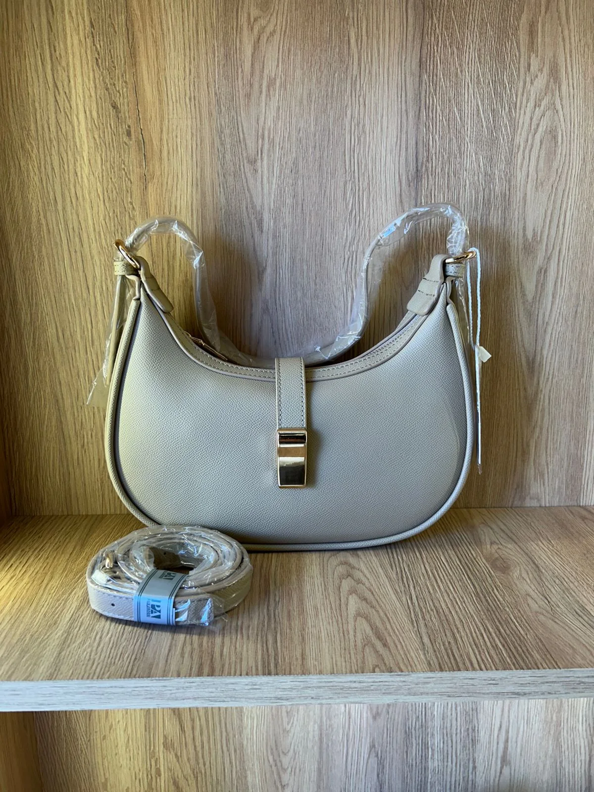 Paula Rossi Elegant Shoulder Bag
