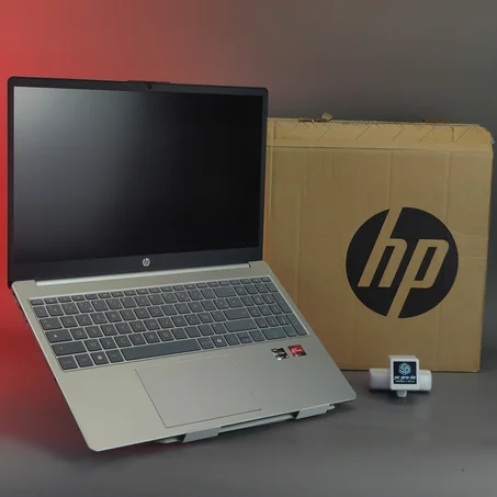 HP LAPTOP 15 Ryzen 3 7320u 8gb lpddr5 512gb SSD écran 15,6" neuf sous emballage