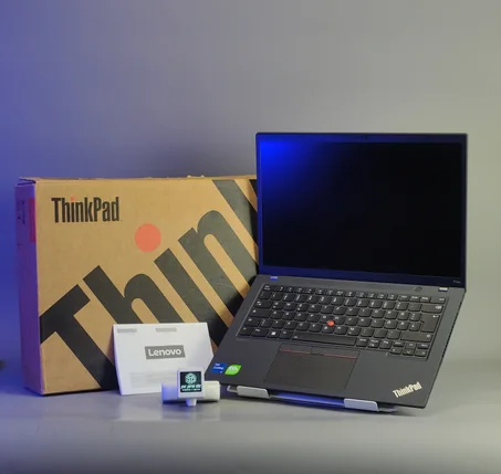 Lenovo Thinkpad p14s i7-1360p rtx a500 16gb LPDDRX5 512gb SSD écran 14" wuxga