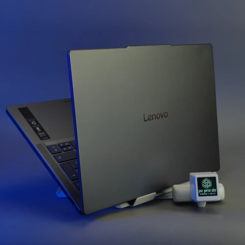LENOVO IDEAPAD SLIM 3 I7-13620H 16GB DDR5 512GB SSD ÉCRAN 14" WUXGA