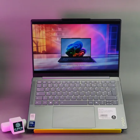 LENOVO YOGA SLIM 7 aura ÉDITION ULTRA 7 256V intel arc 140v 16GB DDR5 1TB SSD ÉCRAN 14" WUXGA HDR oled