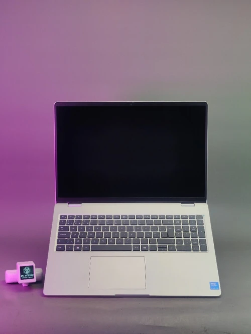 Dell pro 16 ultra 5 235u 16gb RAM DDR5 512gb SSD écran 16