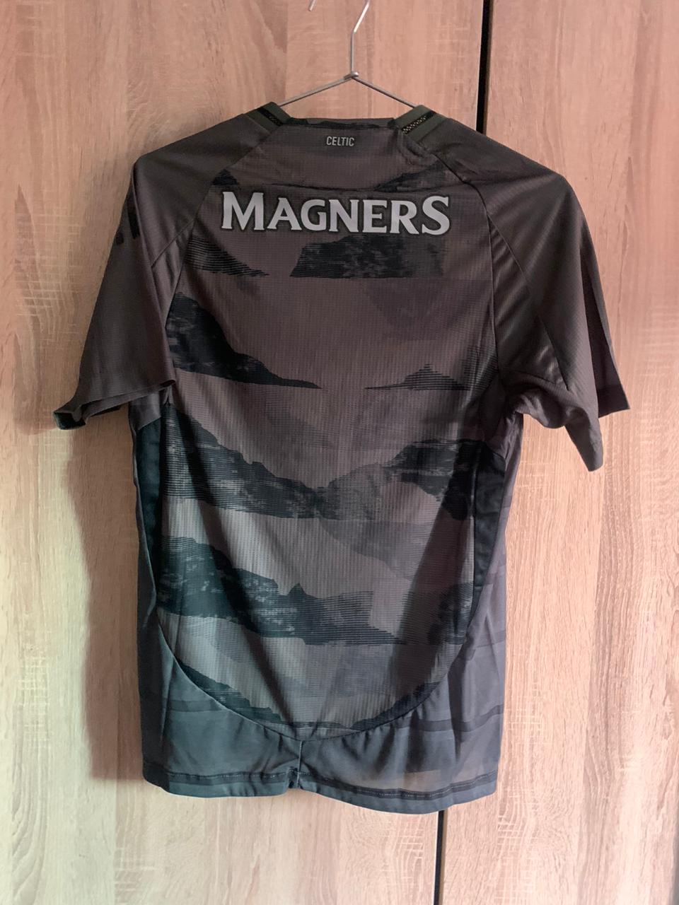 CELTIC AWAY