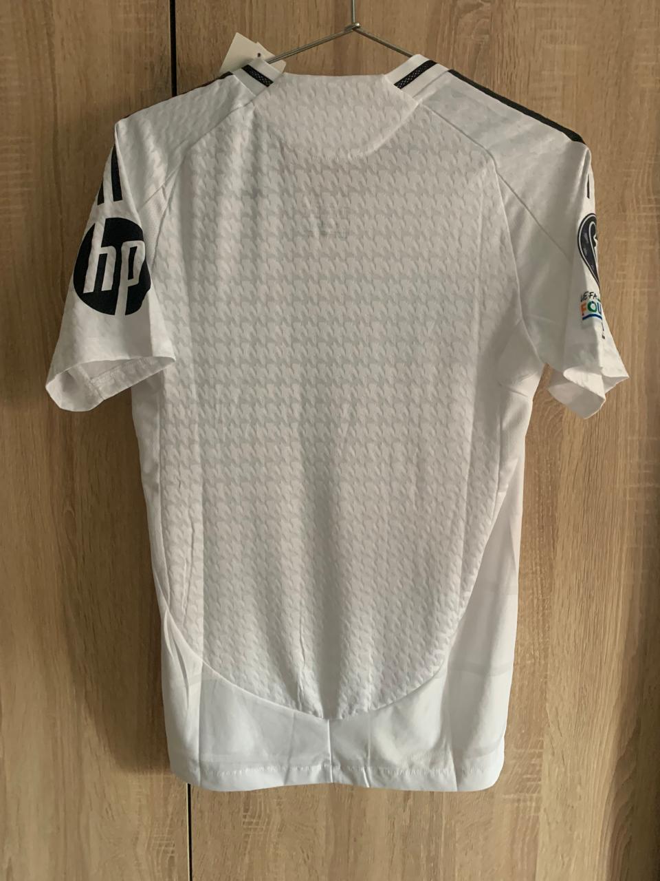 REAL MADRID HOME