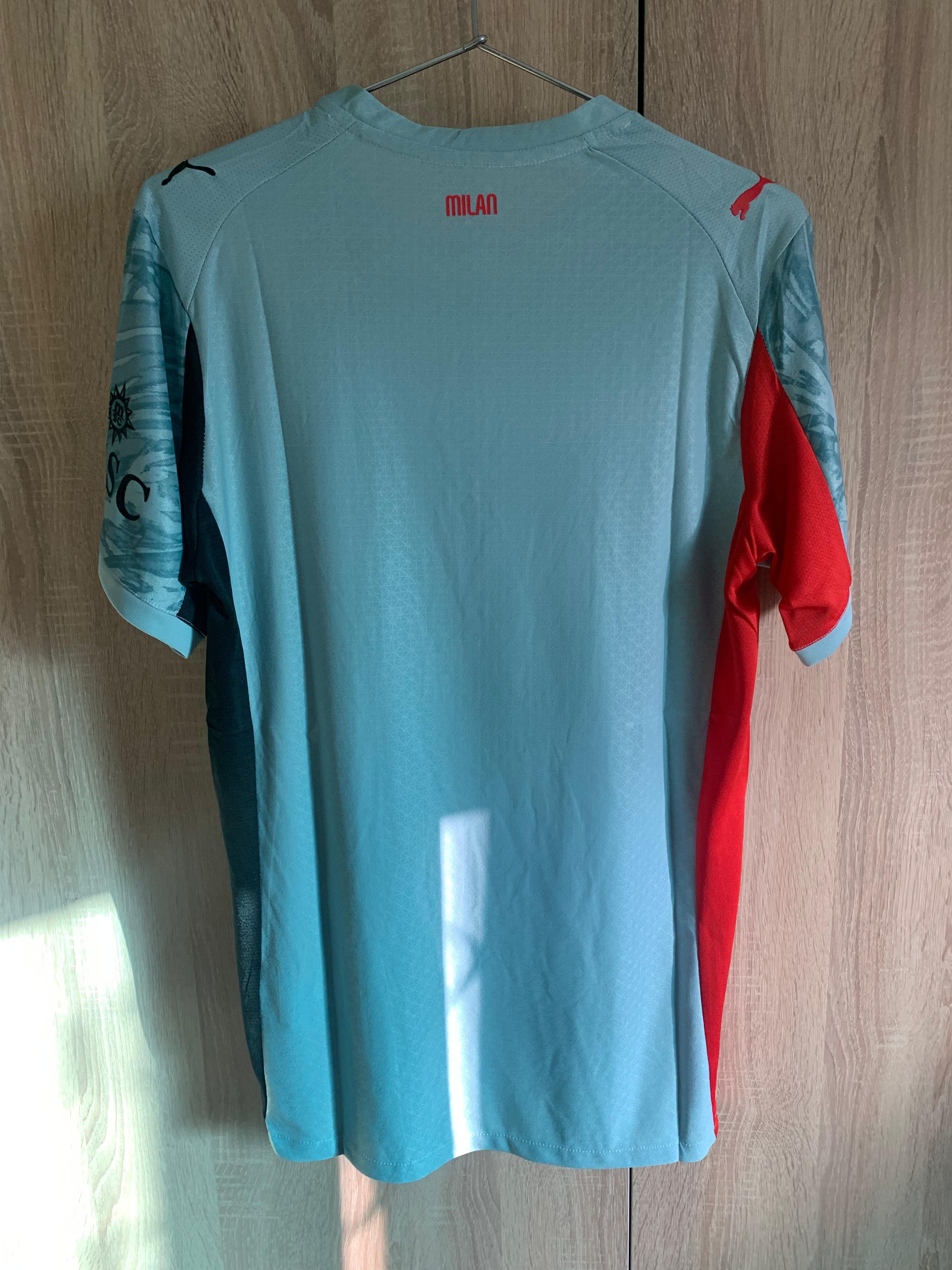 AC MILAN AWAY