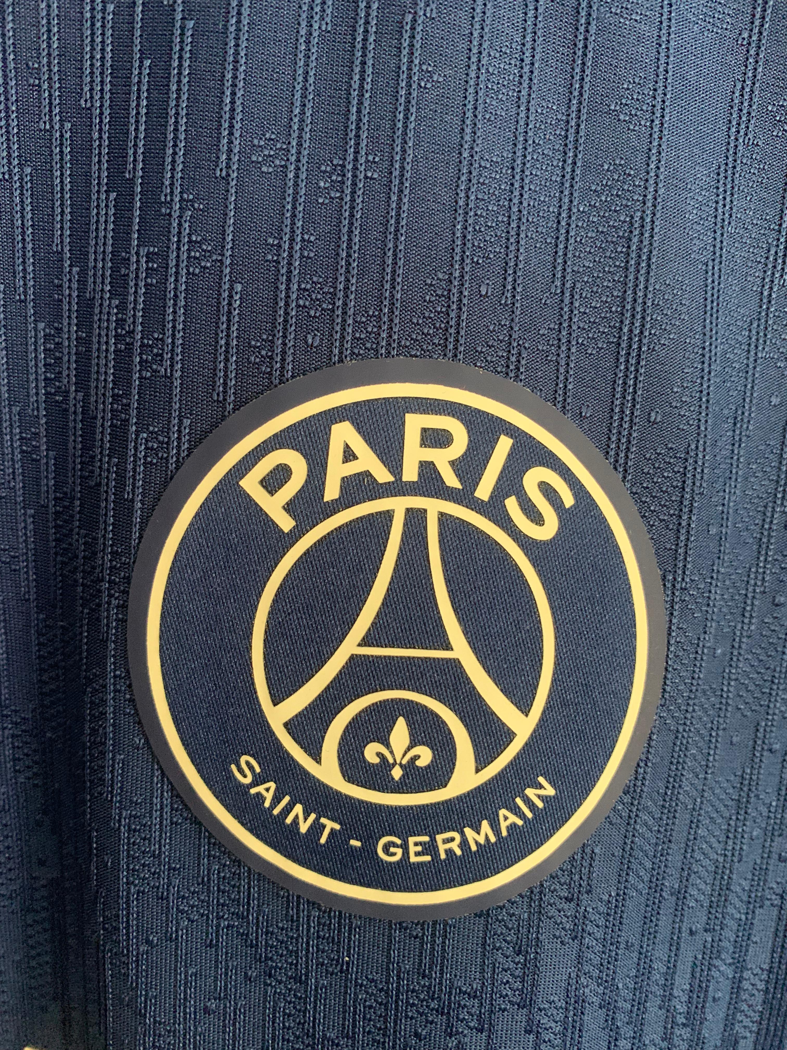PSG FOURTH