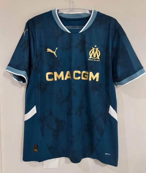 MARSEILLE AWAY